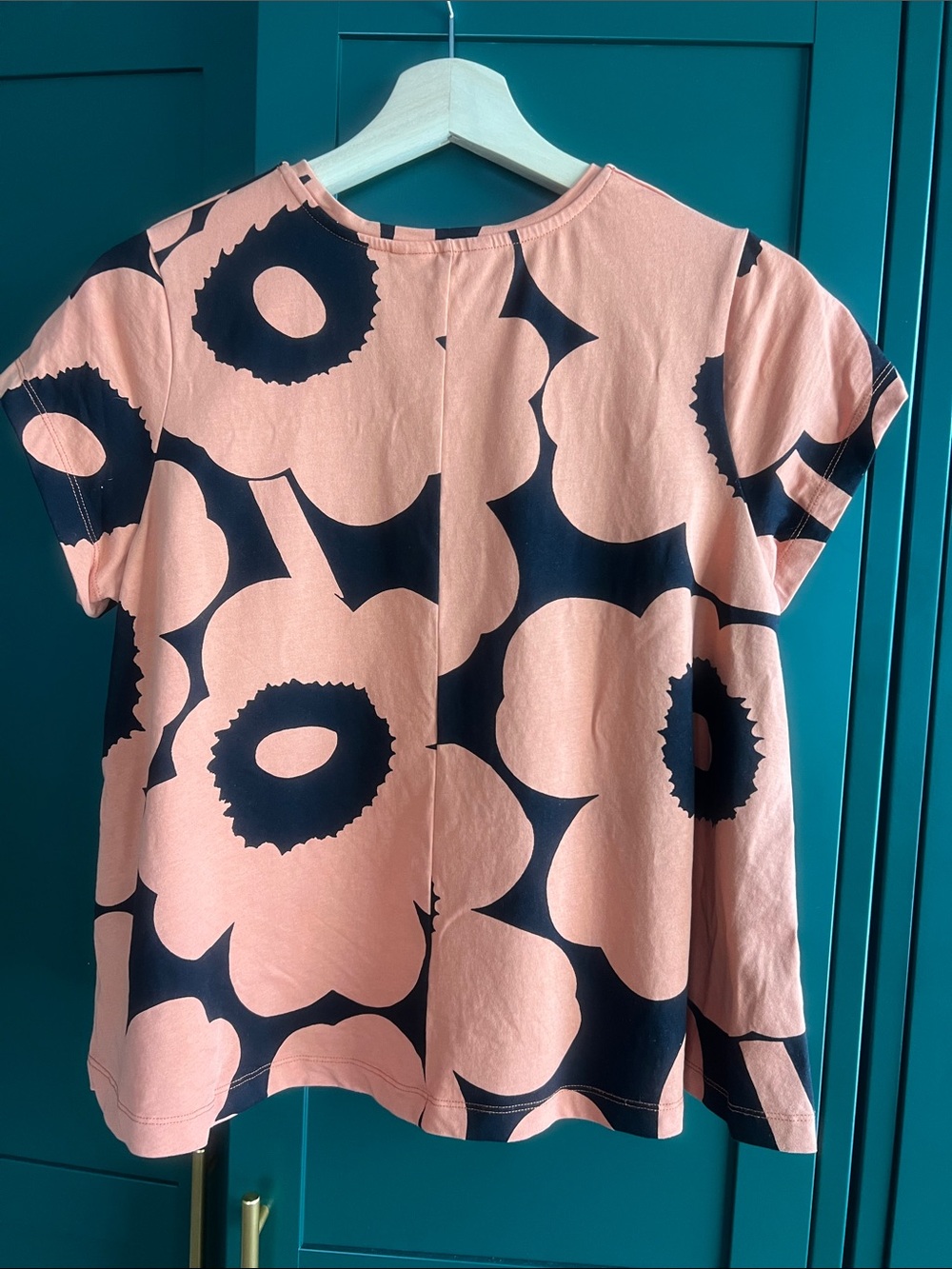 Marimekko 100% Cotton Unikko Poppy Print Short Sleeve Shirt in Orange Black S - Picture 3 of 5